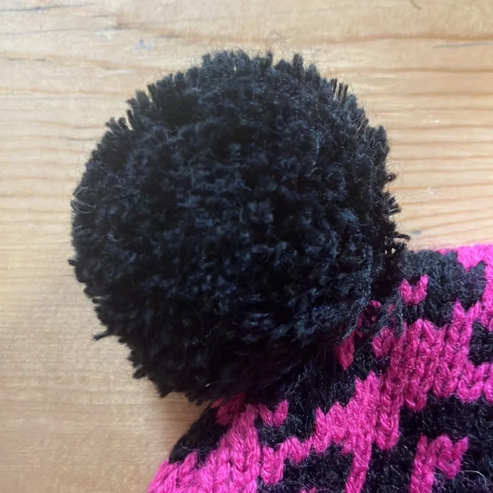 Kids’ knit beanie BearPaw Pink Animal Print